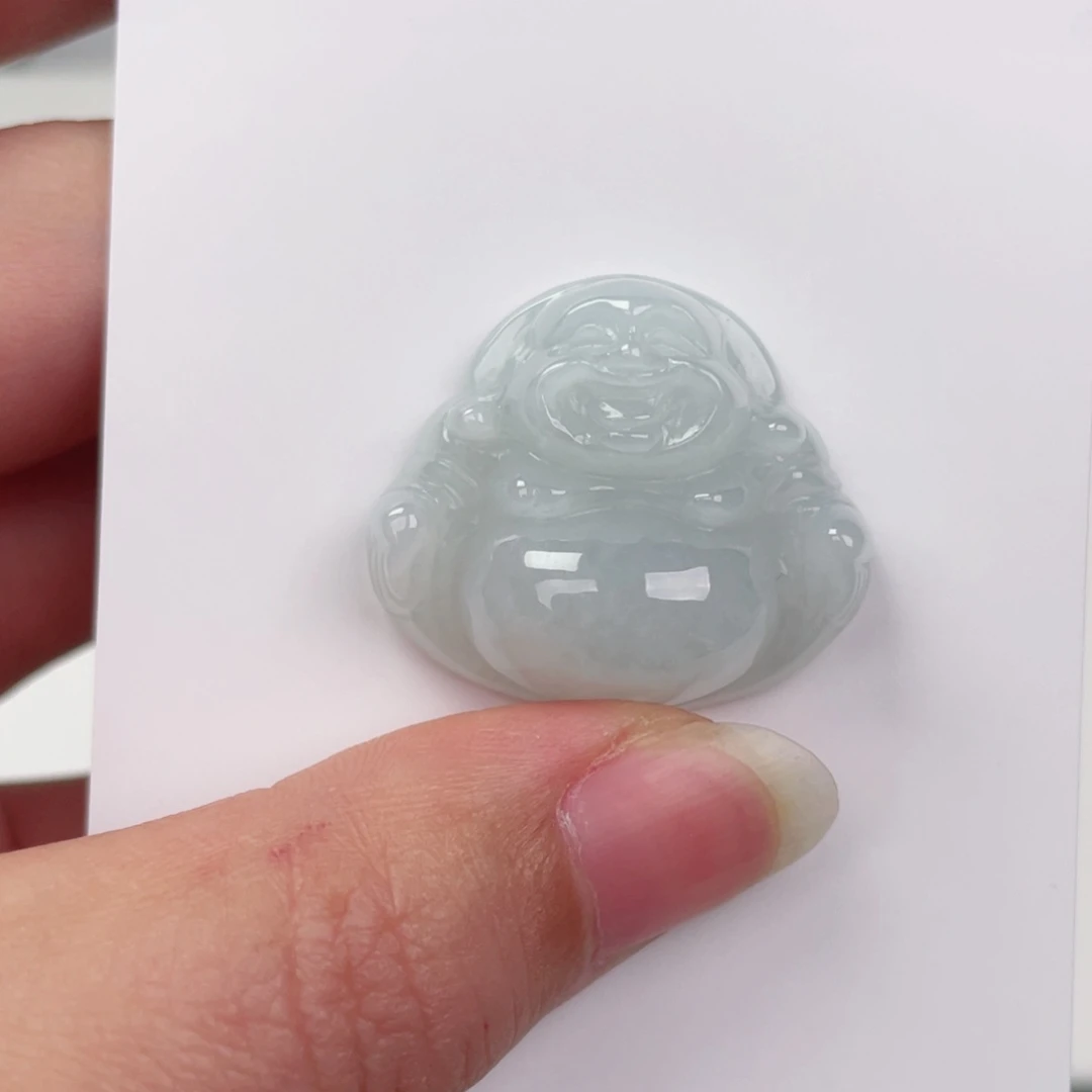 翡翠未镶嵌颈饰佛公包容心