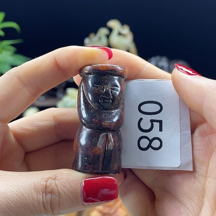 和田玉（糖玉）未镶嵌挂件