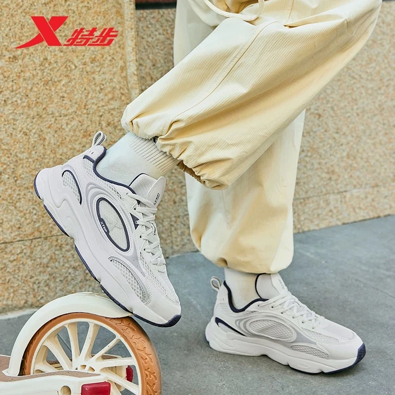 特步小胶囊丨休闲鞋时尚潮流百搭老爹鞋夏季新款女子运动鞋