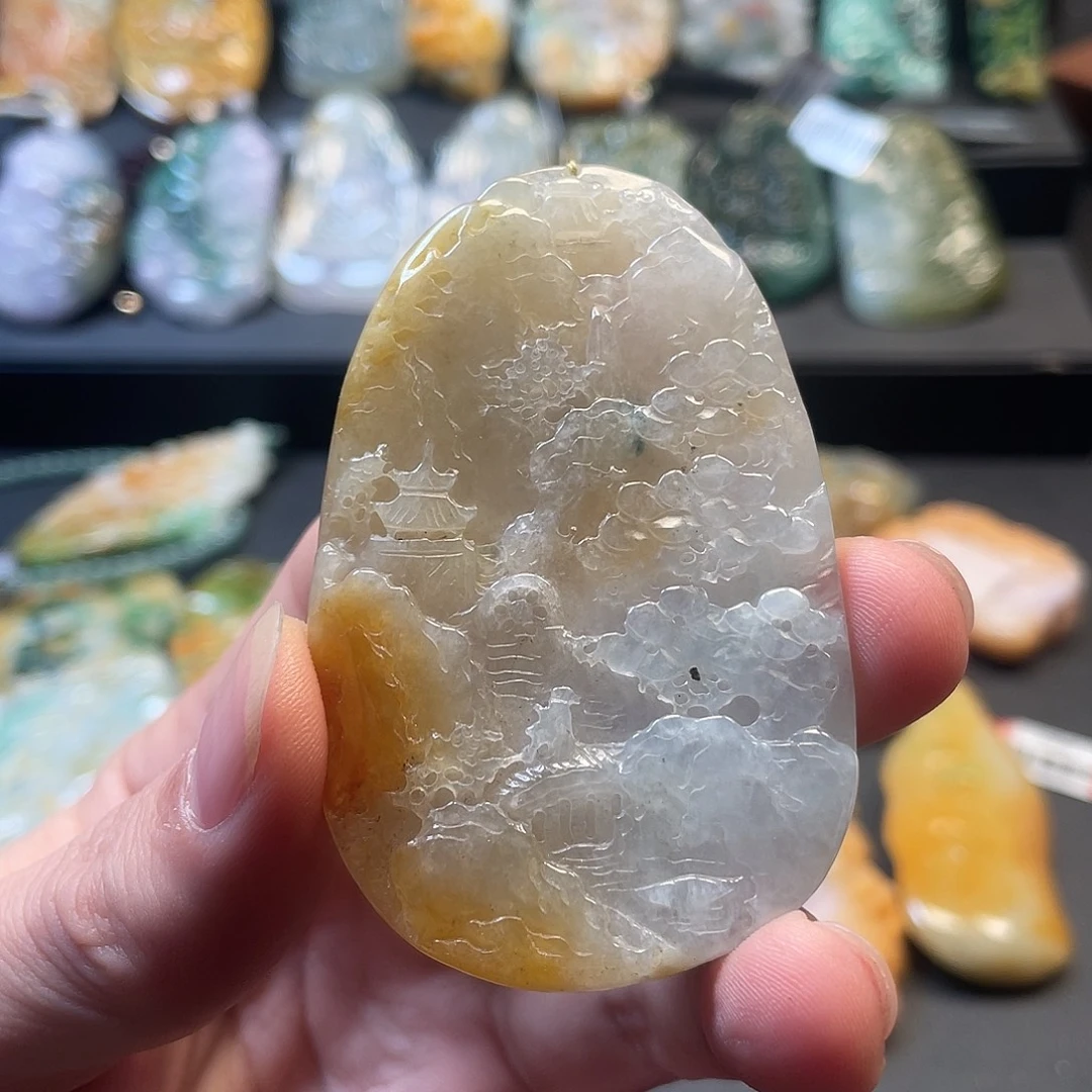 翡翠未镶嵌挂件腾冲