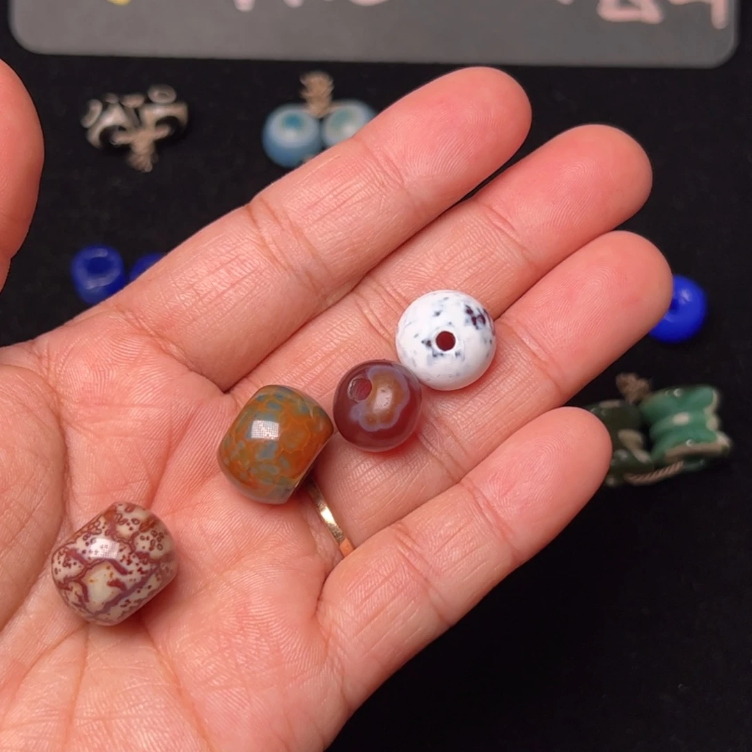 果***乐玛瑙/玉髓未镶嵌配饰