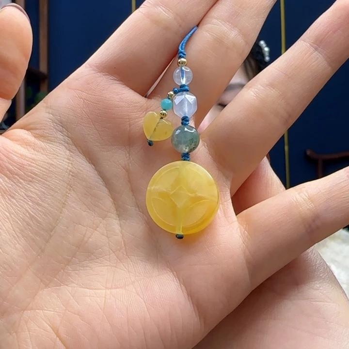 蜜蜡吊坠(赠链)未镶嵌