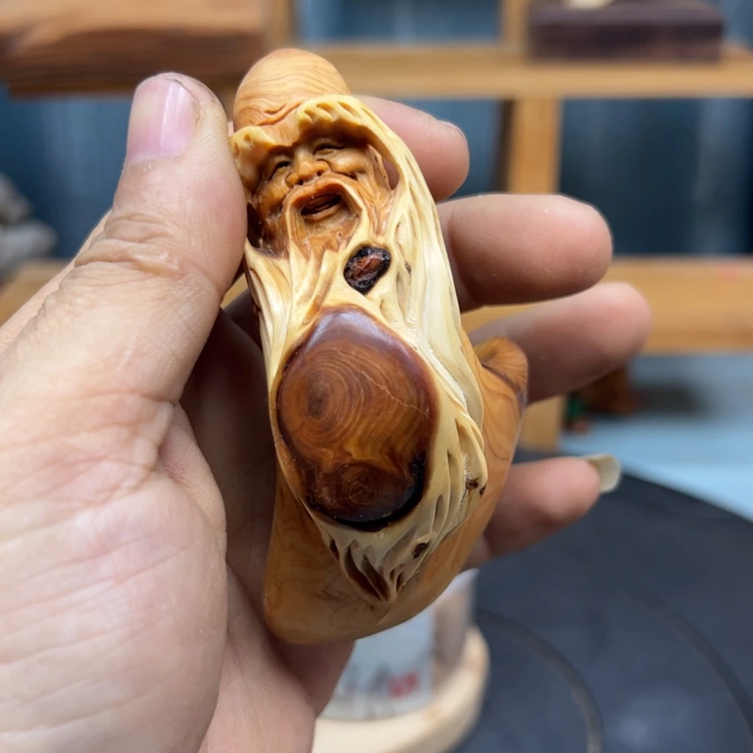 木茅**歌崖柏木摆件手把件