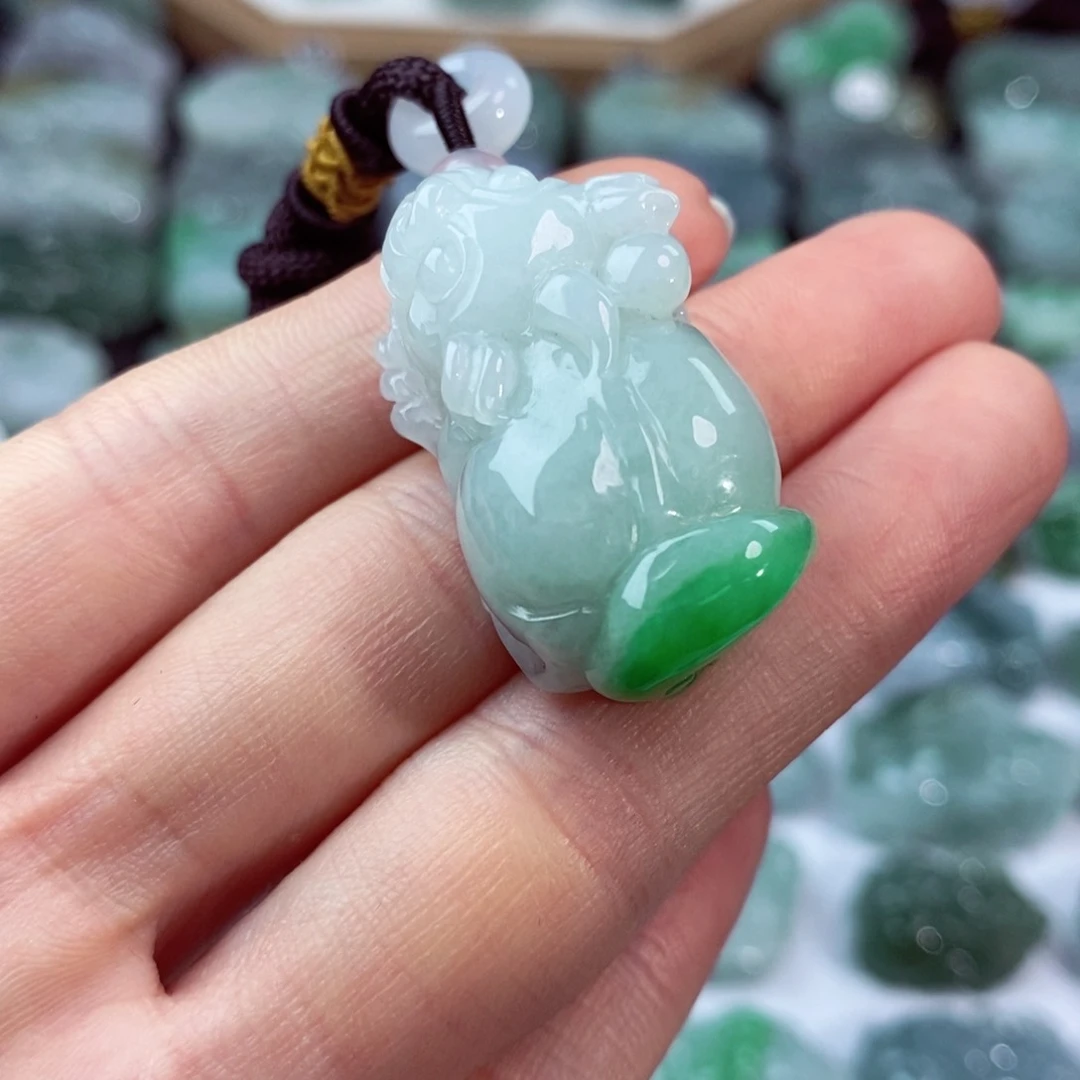 翡翠未镶嵌颈饰天然