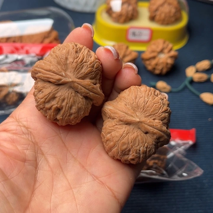 文玩核桃吊坠42元宝全品