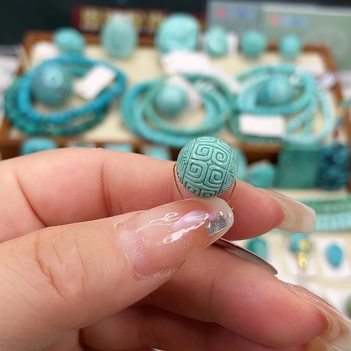 绿松石未镶嵌挂件