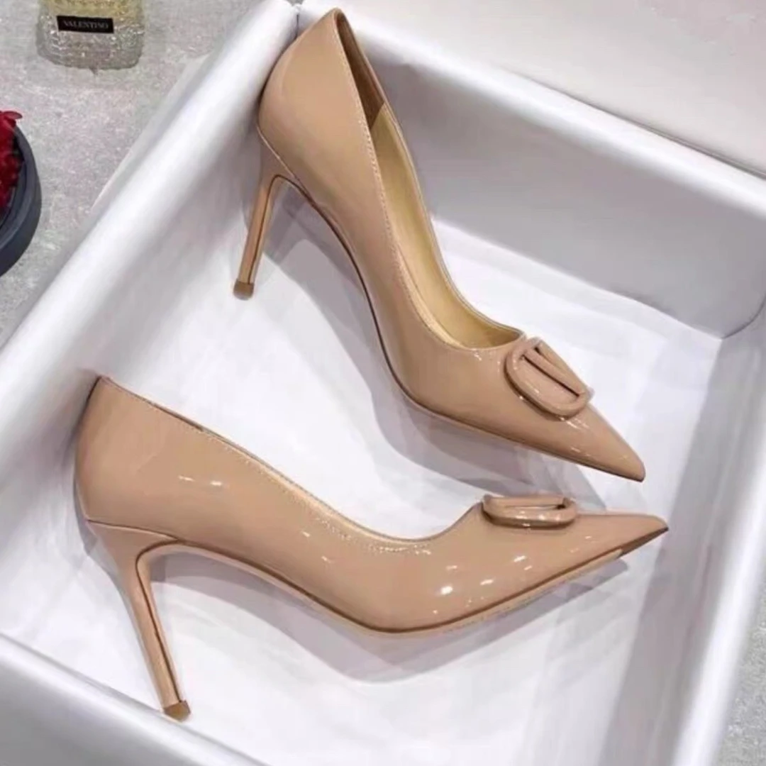 裸色性感高跟鞋女2025新款春秋季V家扣尖头细跟法式中跟气质单鞋