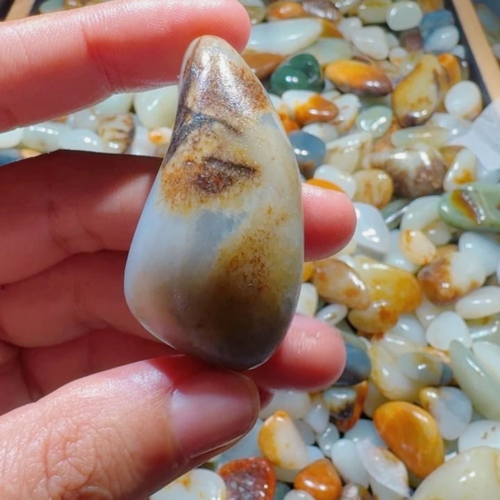 和田玉未镶嵌挂件32.5克