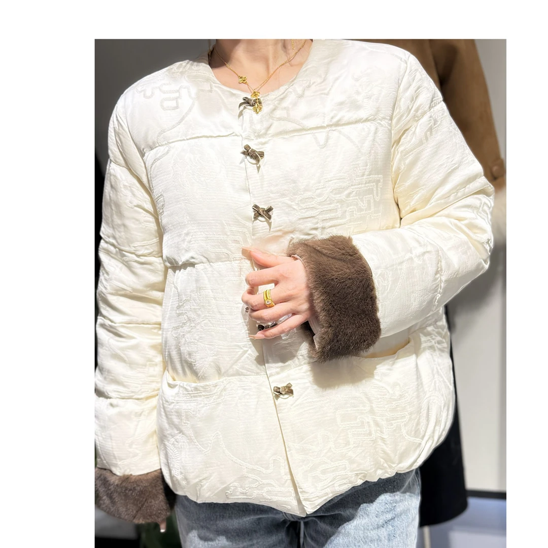 流行新中式国风盘扣女加厚保暖外套冬季新款