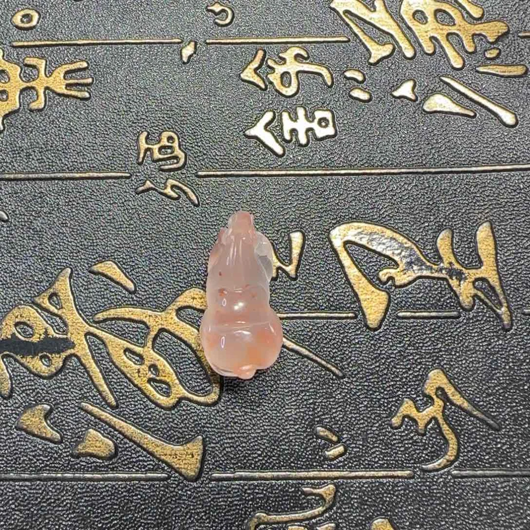 南红玛瑙未镶嵌原矿冰飘唐马挂件