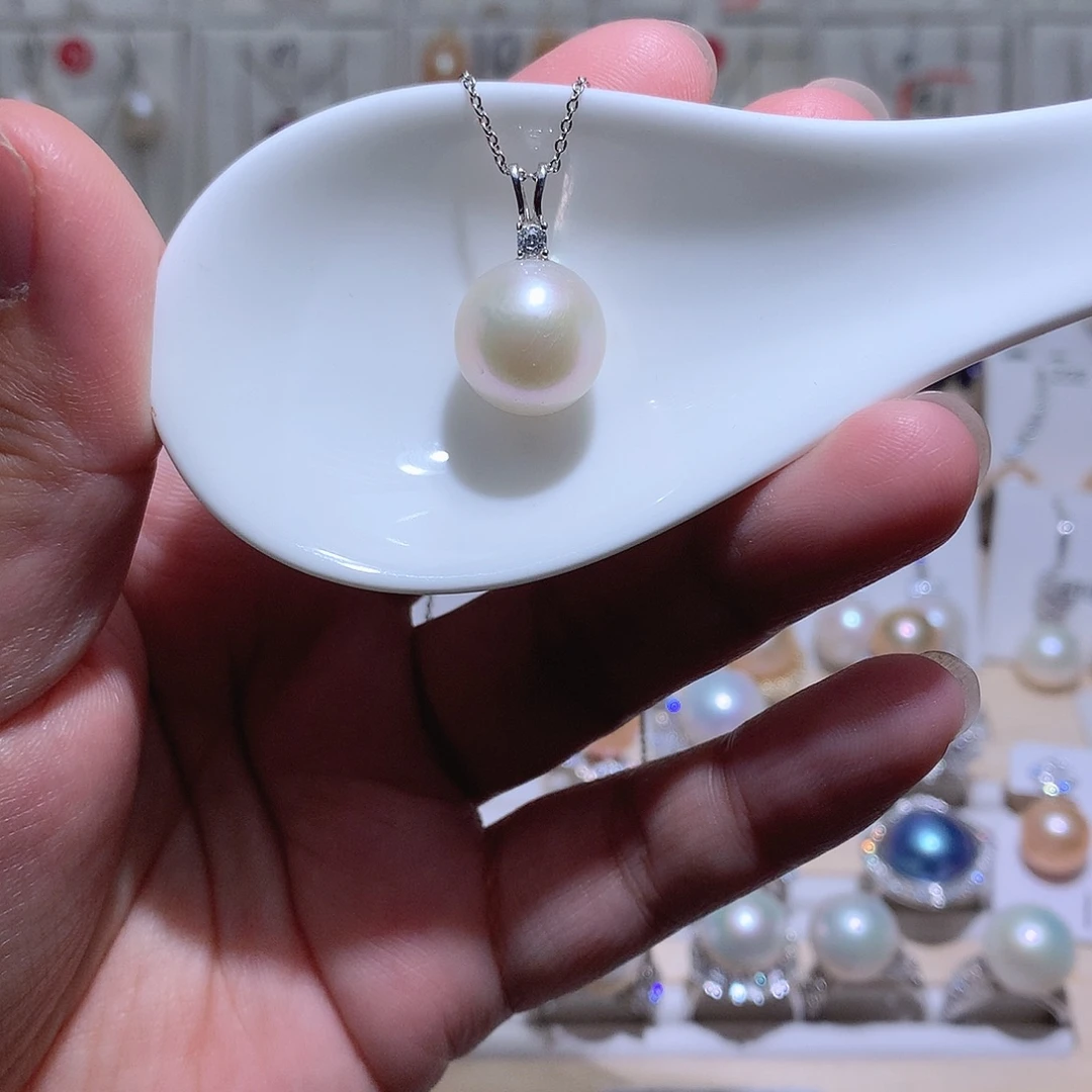 吊坠(赠链)淡水珍珠银S925镶嵌CC13.2mm