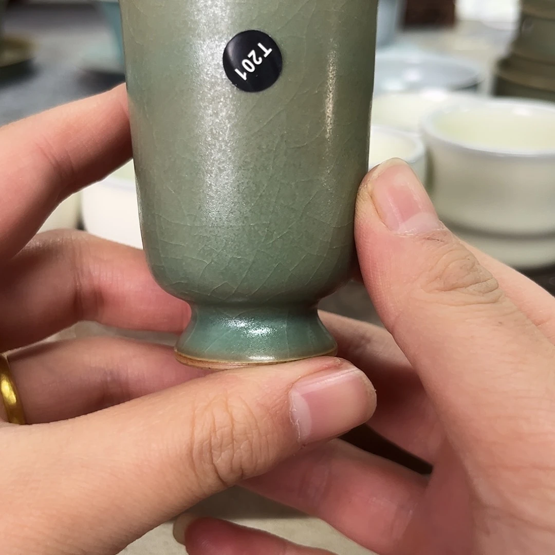 杯仿古老绿釉，t201。。。。二级品