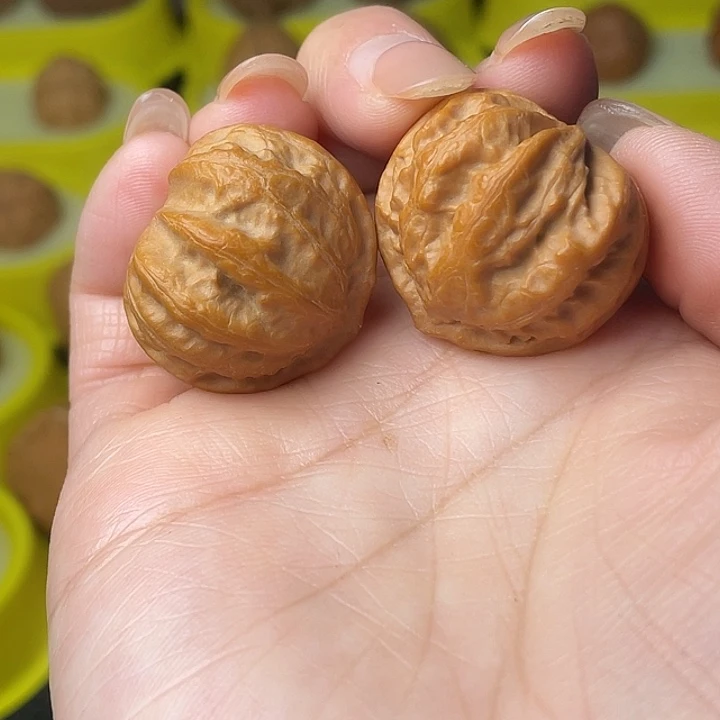 吊坠文玩核桃桃心八棱