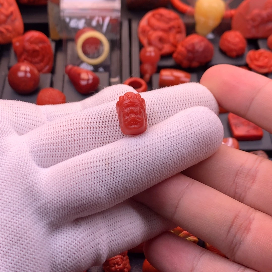 南红玛瑙未镶嵌精工雕刻黄财神背云11mm