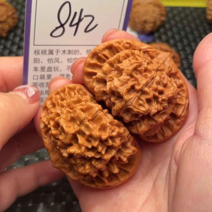 文玩核桃把件52官帽842