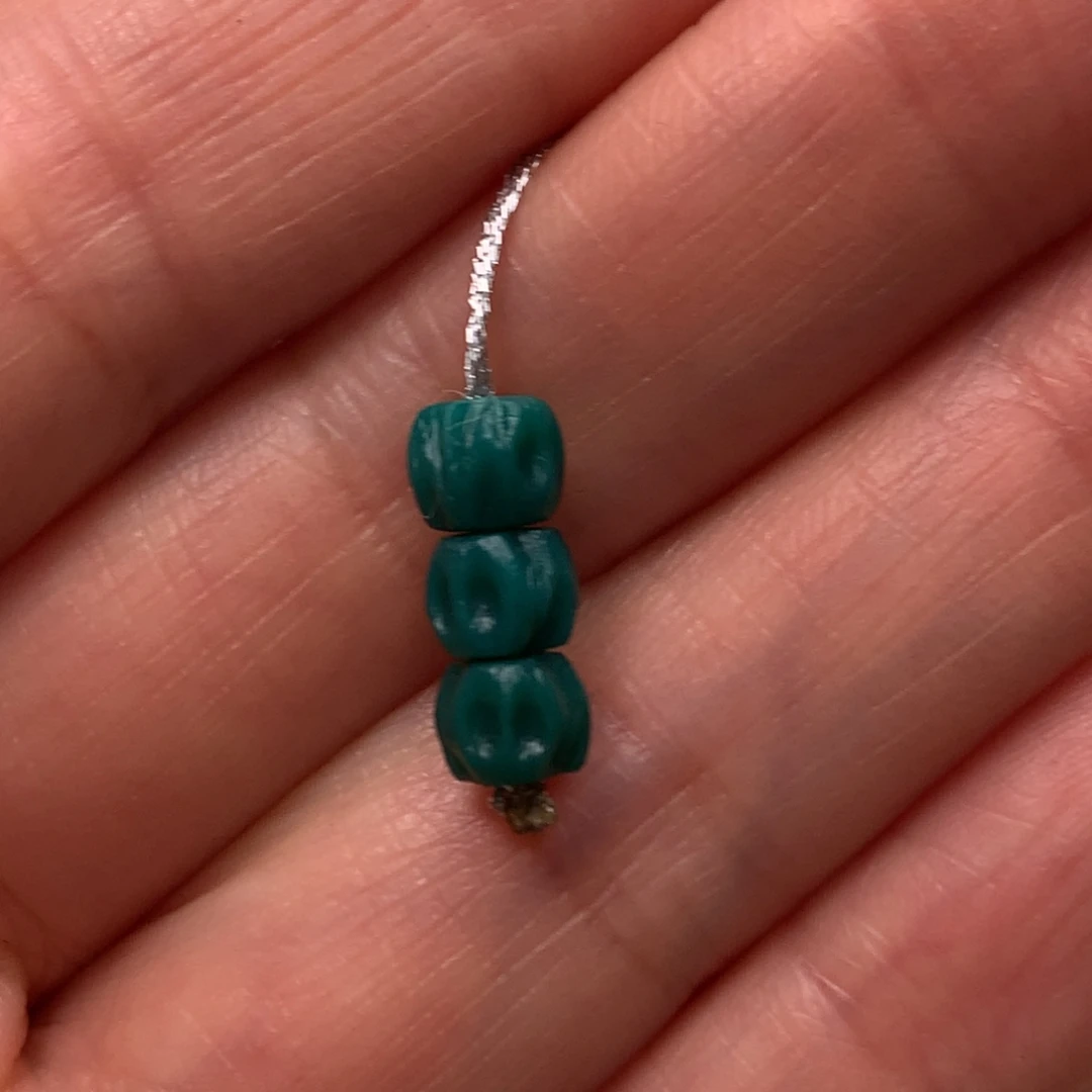 绿松石未镶嵌配饰直径5.5