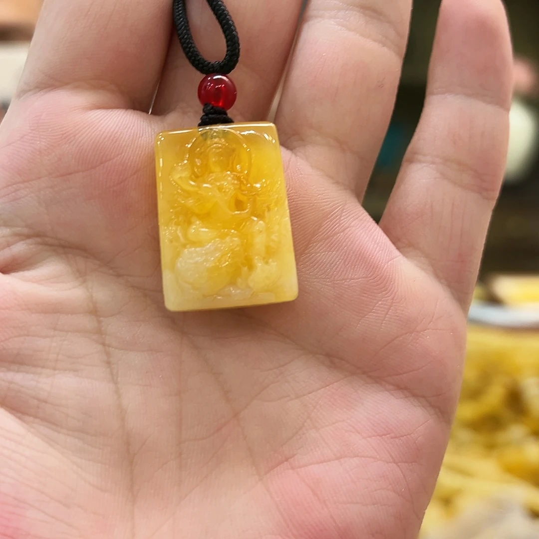 蜜蜡未镶嵌珠宝奇石