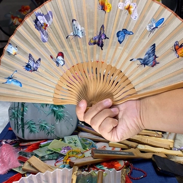 明***月刺绣苏州手工刺绣