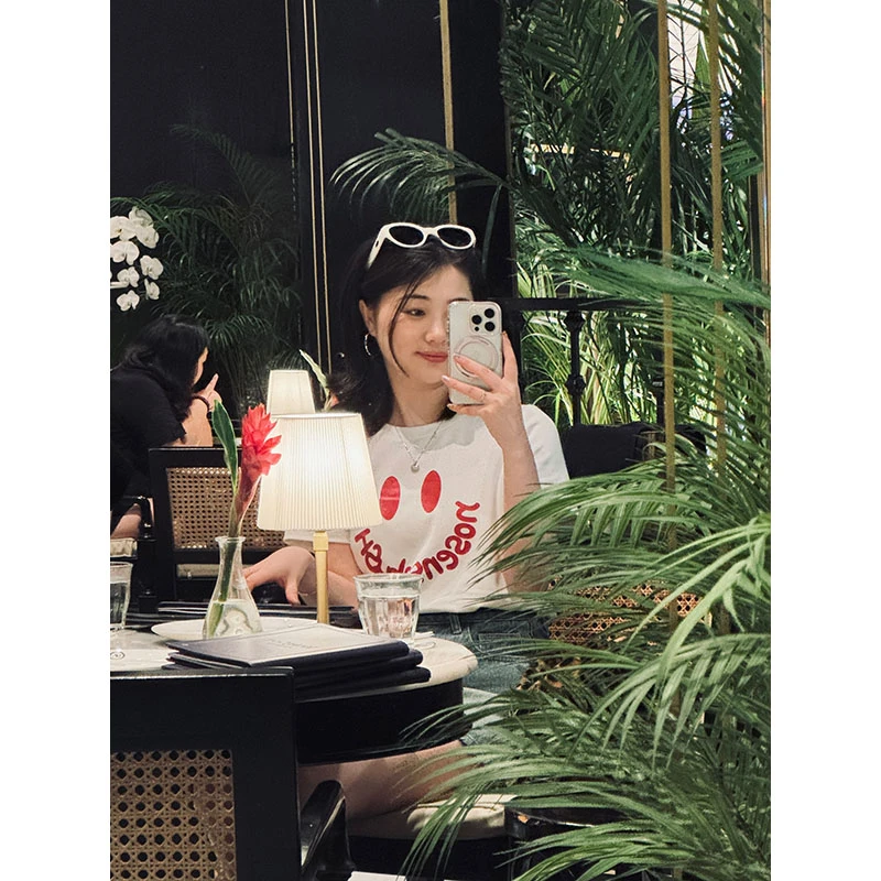 【现货清仓】花总吖 夏季笑脸正肩印花T恤微宽松白T显瘦R425Y08000