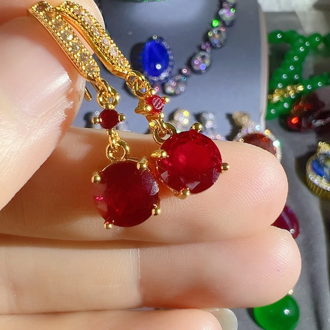 花岗石钨合金红色蓝色吊坠