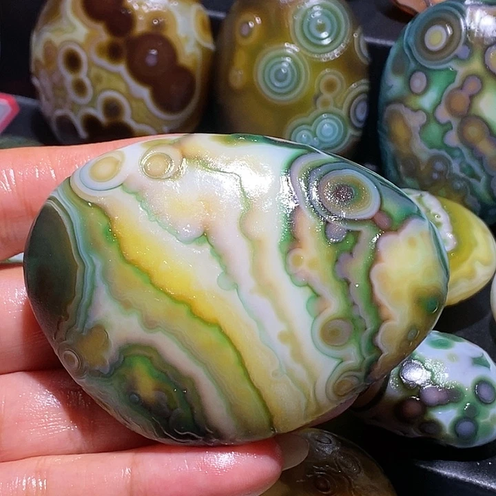 玛瑙/玉髓未镶嵌珠宝奇石67