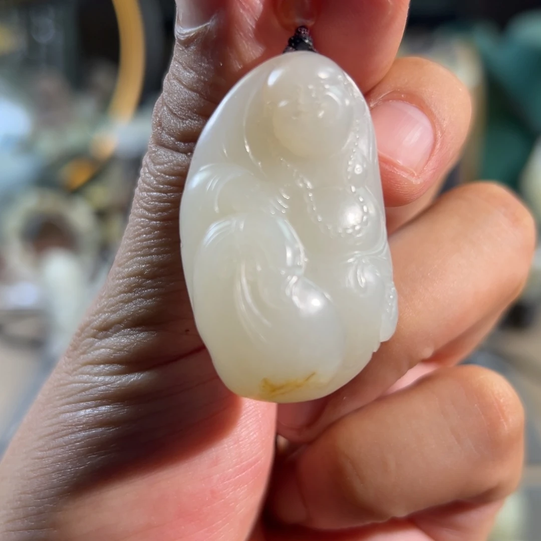 和田玉未镶嵌颈饰真皮真色