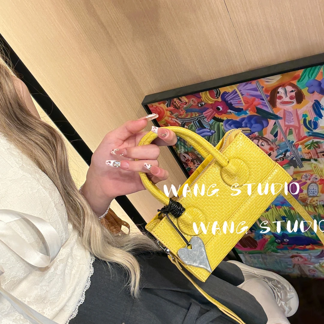 调调包包WANG STUDIO【一朵雏菊】 小众设计款 雏菊黄方形斜挎小包