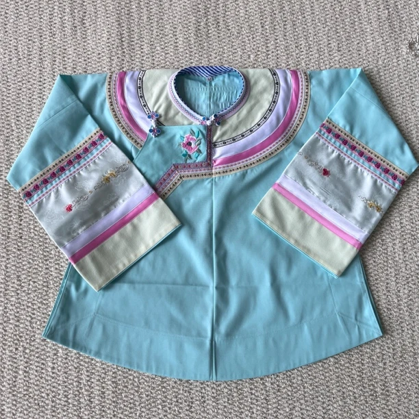 少数民族亮色绣花布依族壮族民族风复古彩色刺绣土布上衣