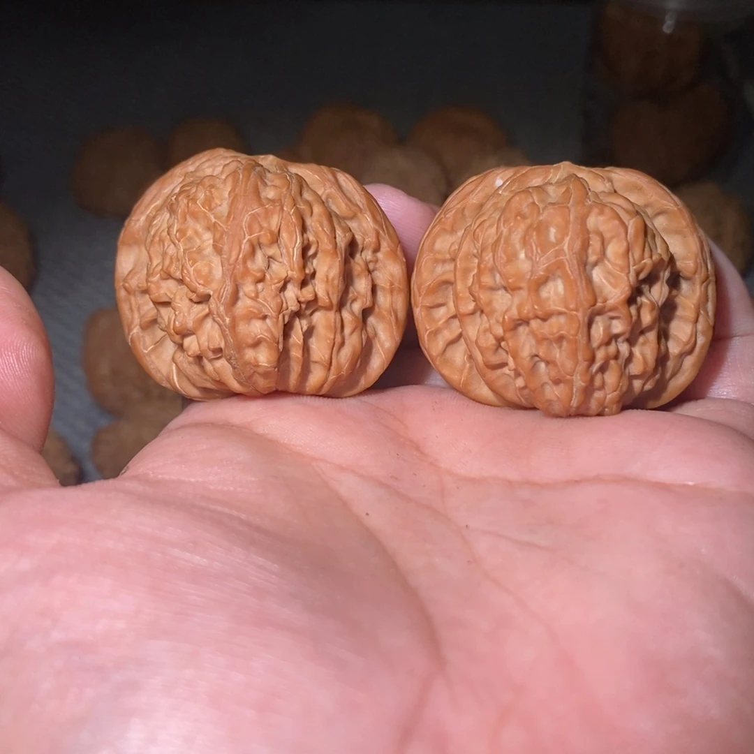 吊坠桃核42磨盘。