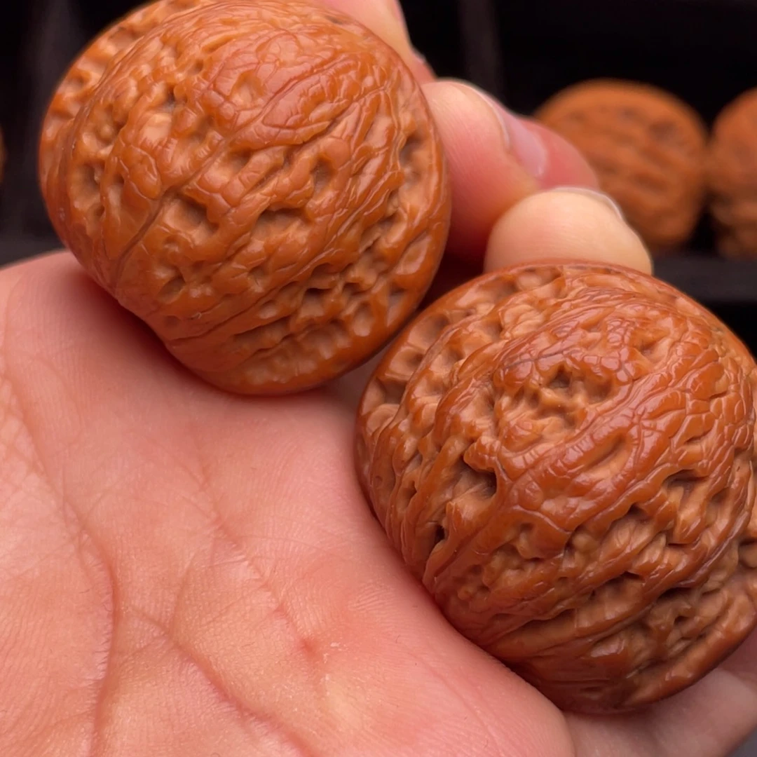 文玩核桃把件秦岭山脉核桃