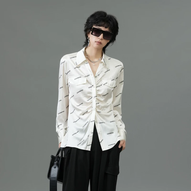 uti满印字母花捏褶衬衫女装 桑蚕丝缎感休闲上衣春季新款