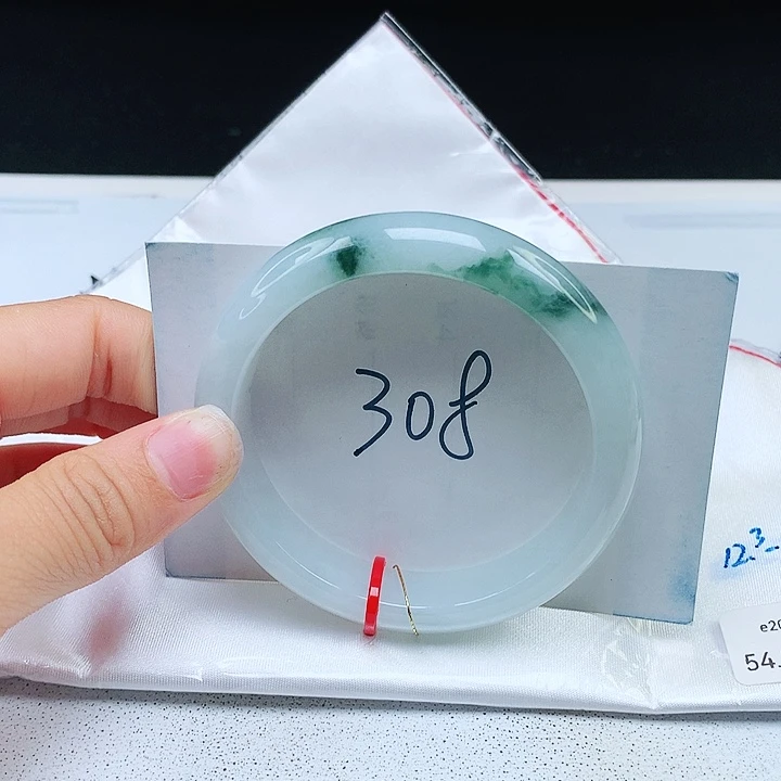 翡翠手镯未镶嵌54+正圈