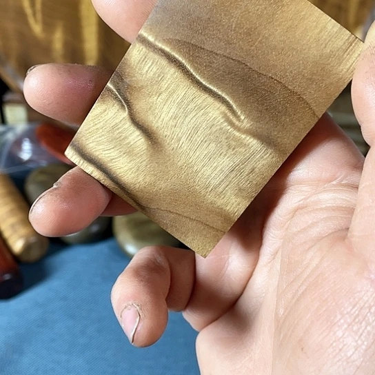 【闪购商品】子**筝金丝楠木无事牌手把件