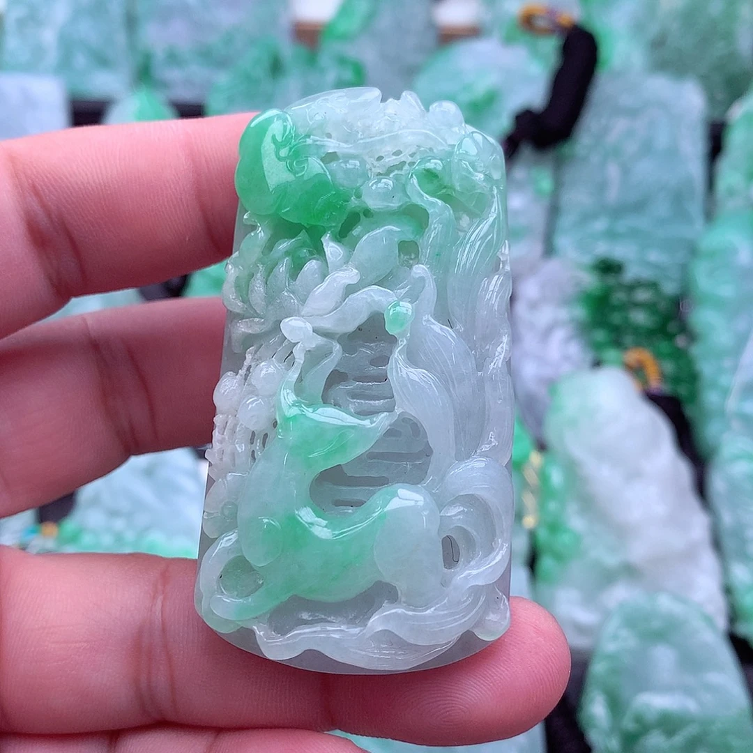 翡翠未镶嵌吊坠(不含链)