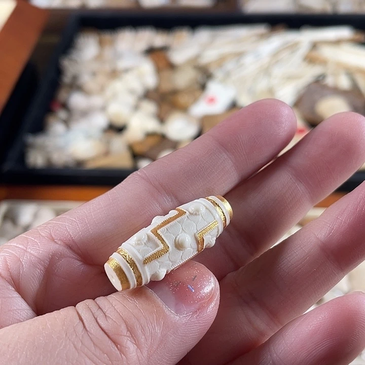 泥塑不打孔联系客服