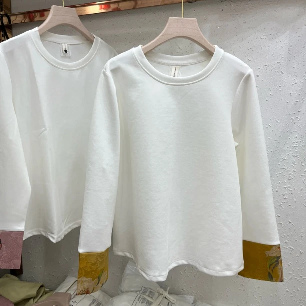 2025春季新款新中式国风拼接提纯色宽松减龄显瘦打底内搭长袖