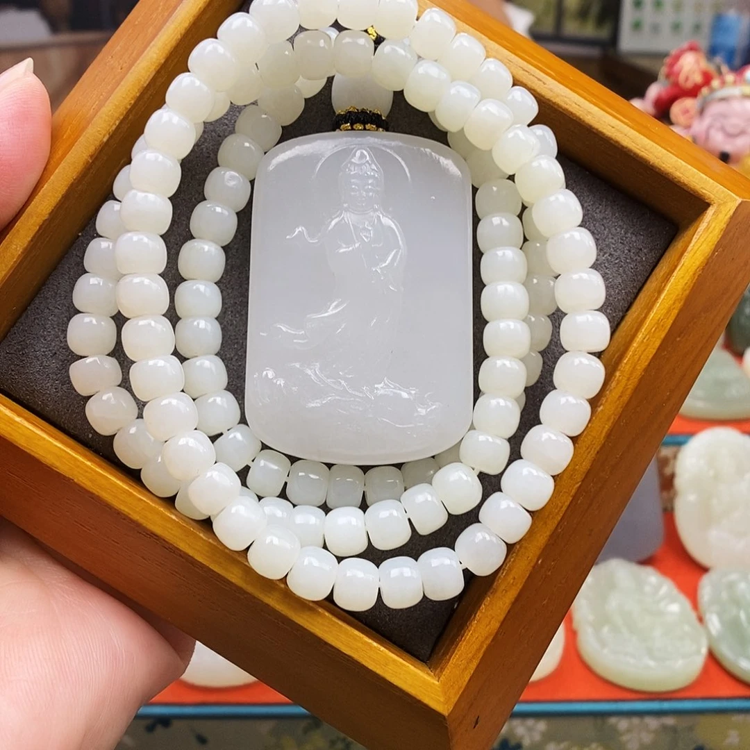 颈饰未镶嵌和田玉观音