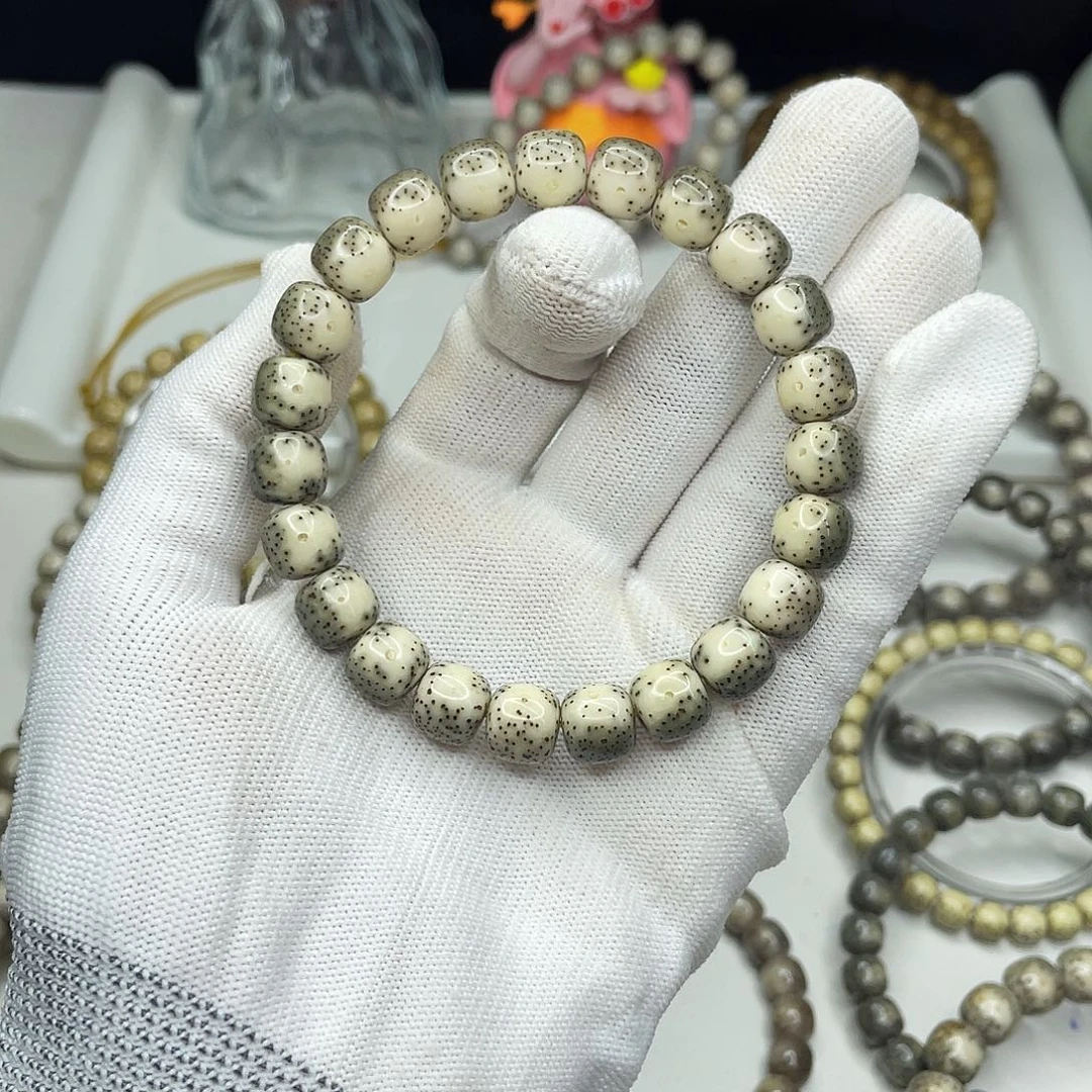 没***恼手串星月菩提10mm 绿包白大眼