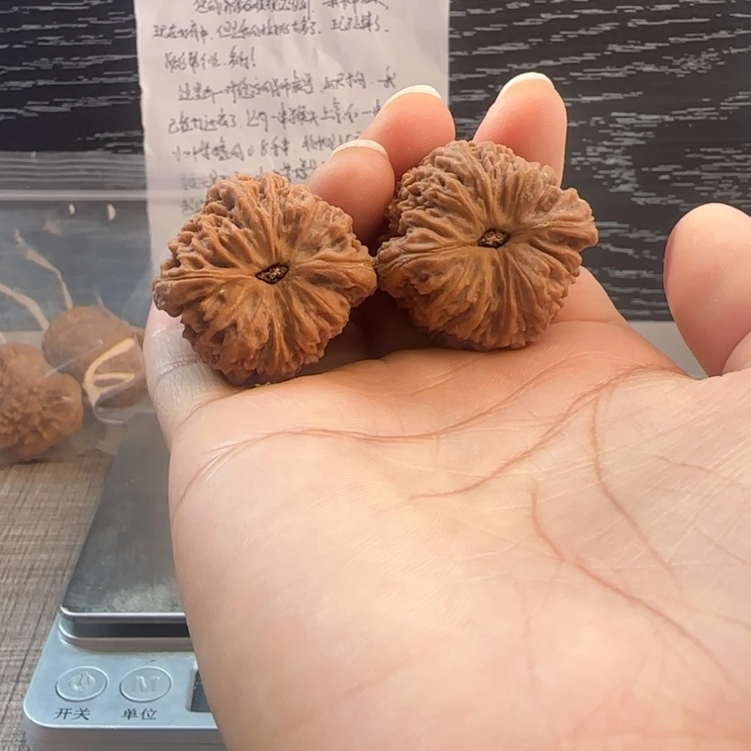 桃核吊坠甄**生核桃核桃
