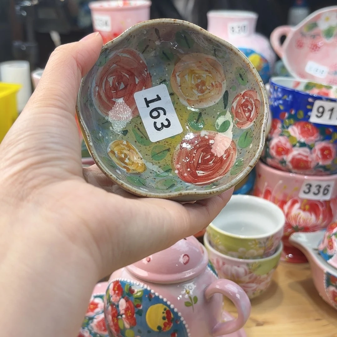 瓷片兔兔盖茨。兔兔