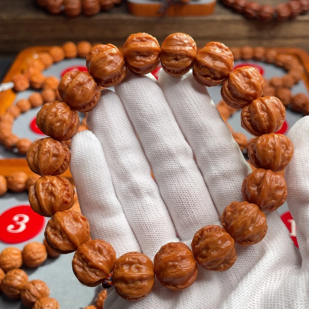 小***犇文玩核桃手串龙脊