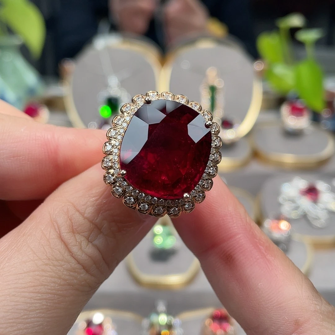 碧玺戒指18K金镶嵌25.31ct