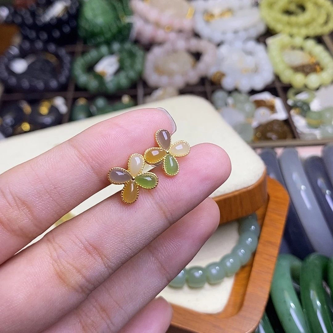 和田玉未镶嵌颈饰多宝耳钉银