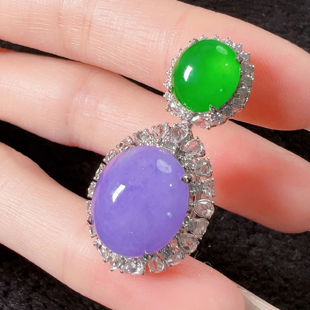 翡翠18K金镶嵌颈饰签收后24小时鉴赏期，过时不退