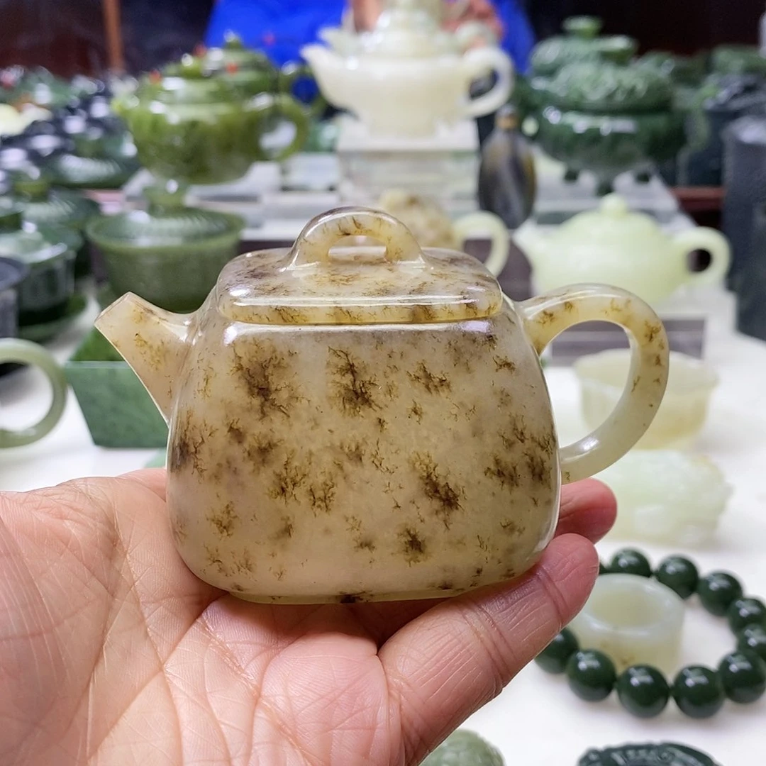 和田玉茶壶未镶嵌喜*羊