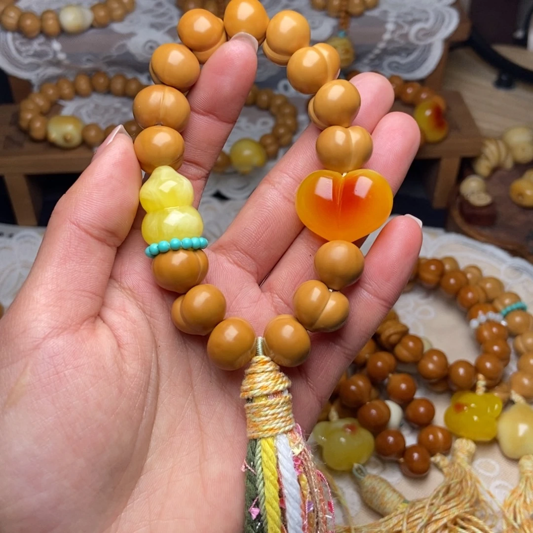 猴头核桃吊坠屁桃手持高定15