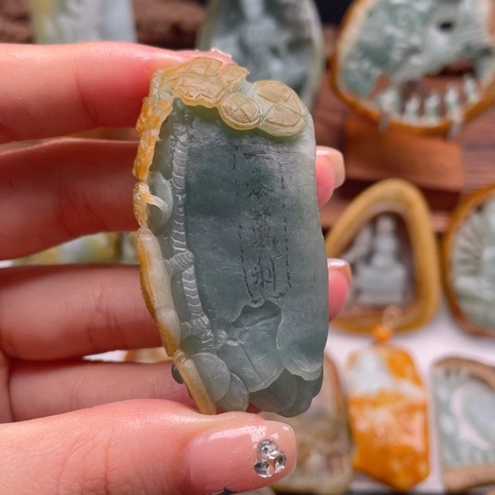 定制翡翠未镶嵌翡翠