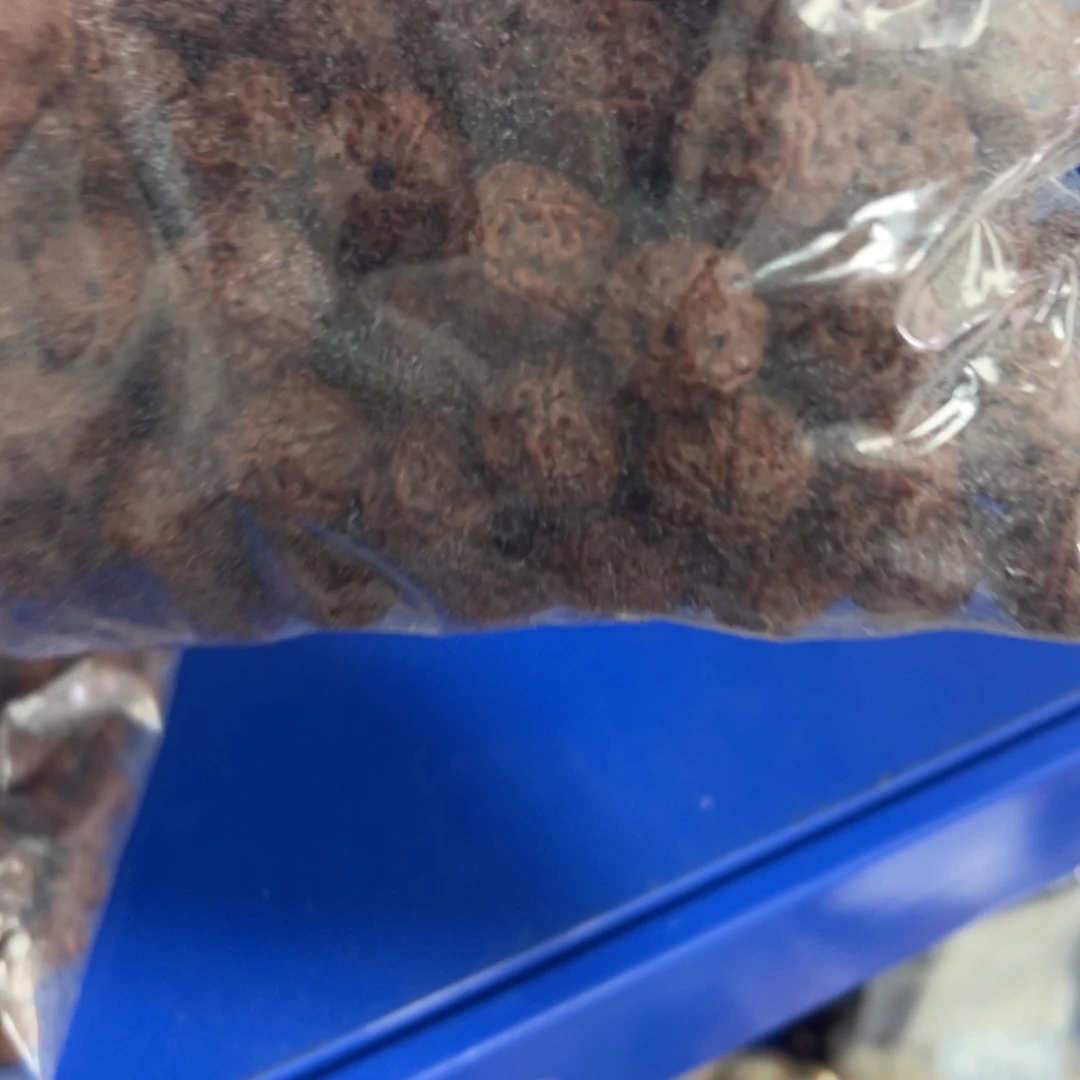 吊坠白玉菩提b16/微瑕60颗金刚锅底