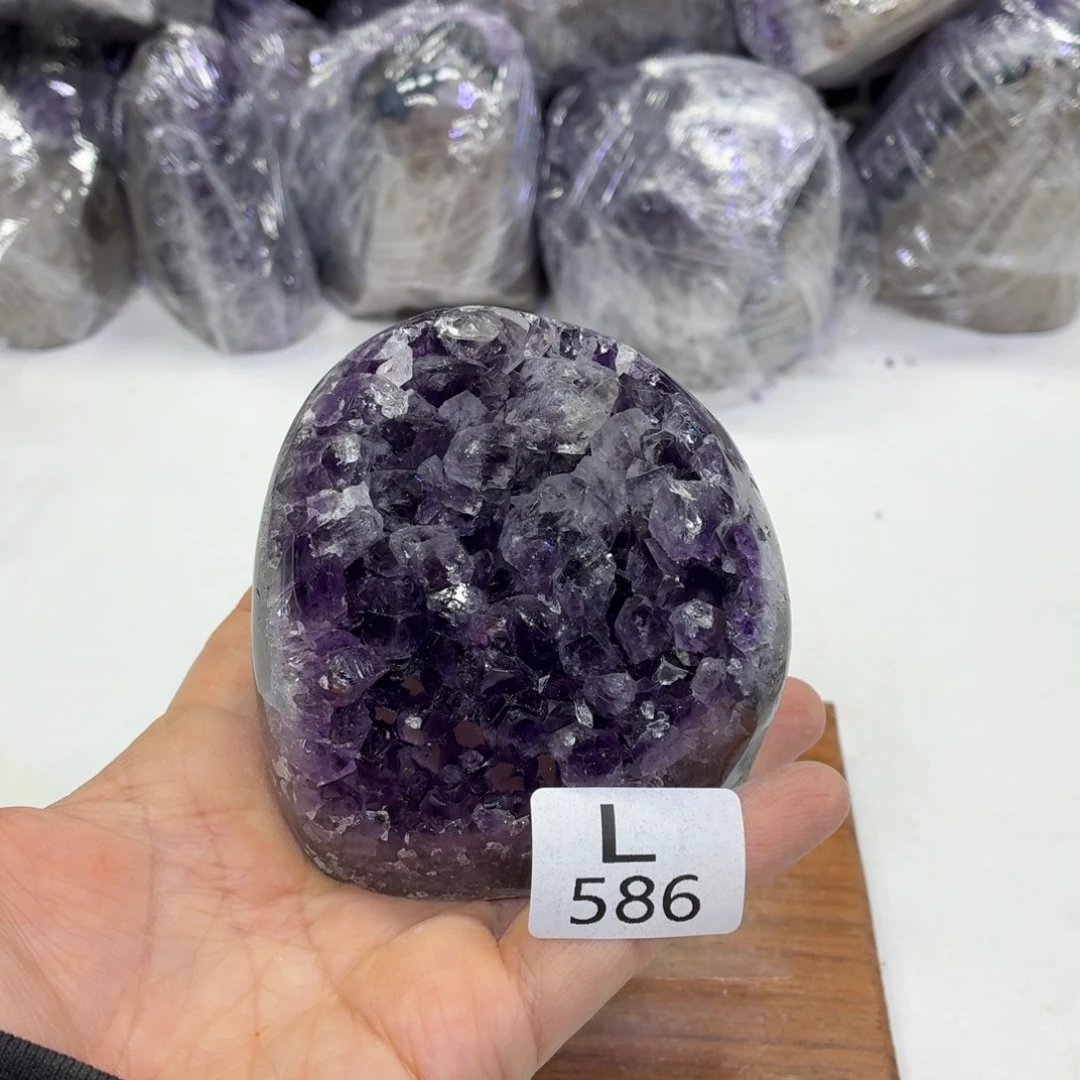 未镶嵌摆件水晶天然紫水晶