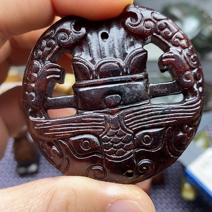 未镶嵌蛇纹石玉颈饰